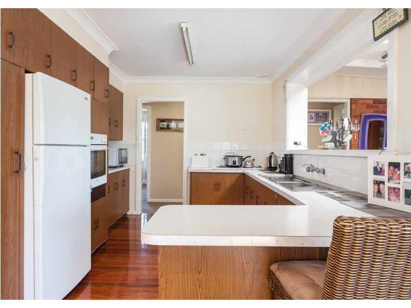 6 Wootton Crescent, Taree NSW 2430