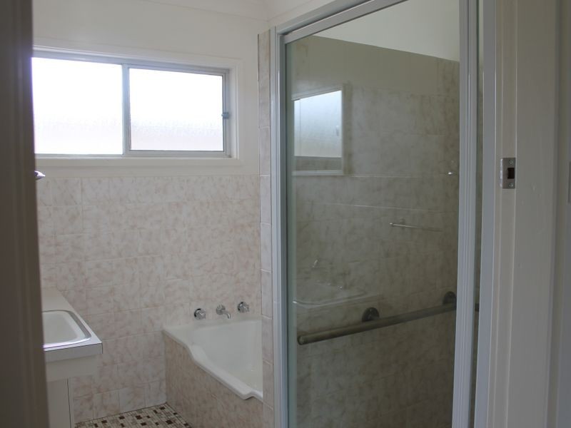 24 Dolphin Avenue, Taree NSW 2430