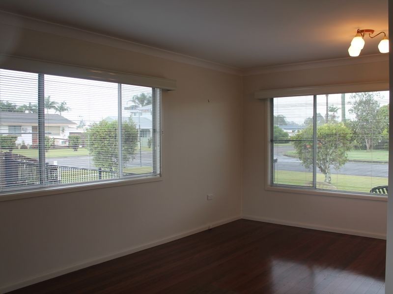 24 Dolphin Avenue, Taree NSW 2430