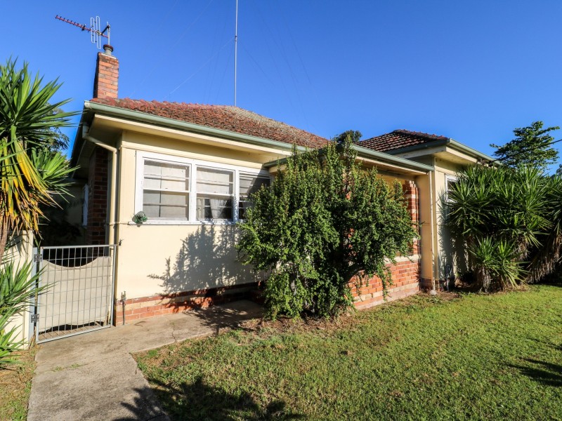 6 Albert Street, Taree NSW 2430