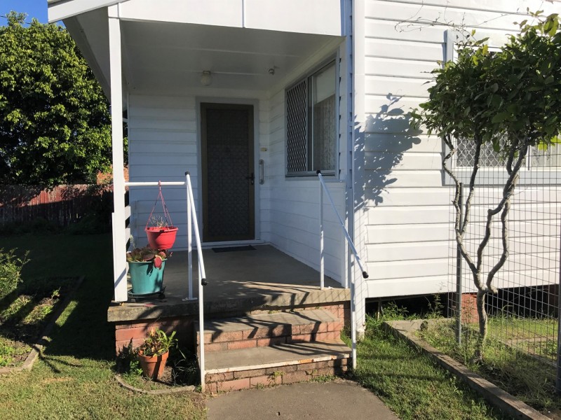 27 Dolphin Avenue, Taree NSW 2430