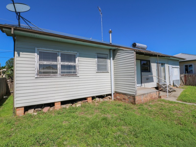 99 Cowper Street, Taree NSW 2430