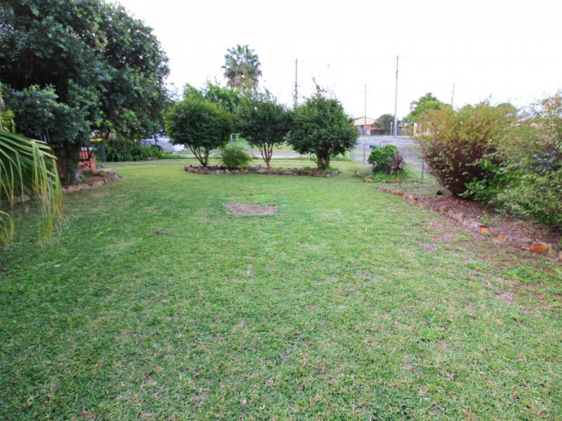 74 Kanangra Drive, Taree NSW 2430