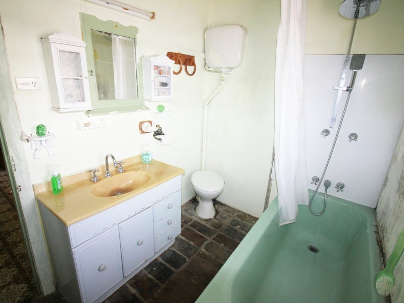 89 Commerce Street, Taree NSW 2430