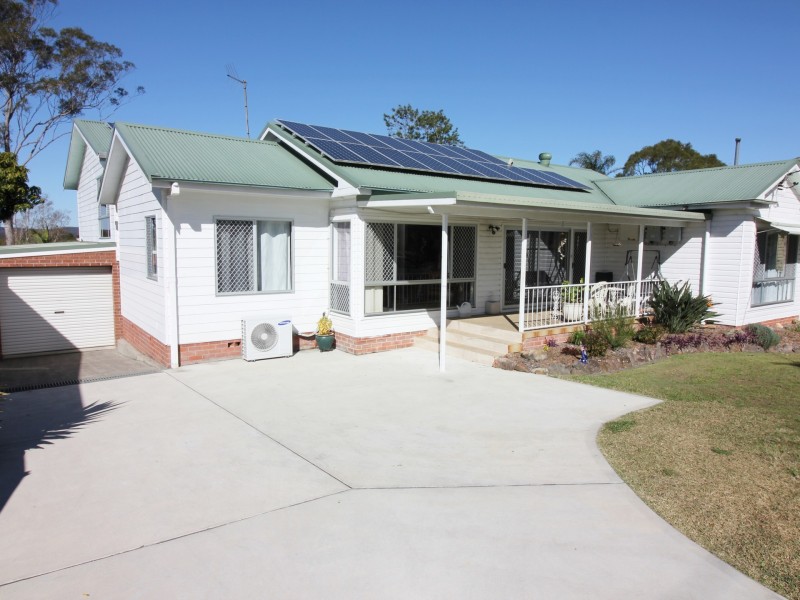 10 Edinburgh Drive, Taree NSW 2430