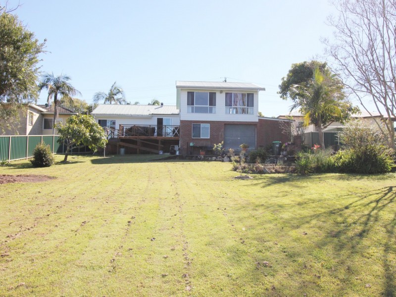 10 Edinburgh Drive, Taree NSW 2430