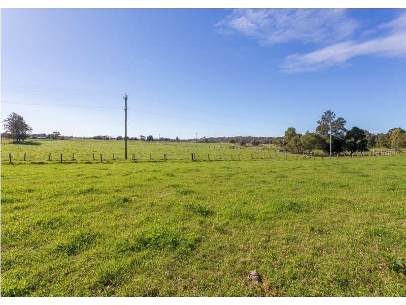 Lot 1 & 4/44 Dyballs Lane, Taree NSW 2430