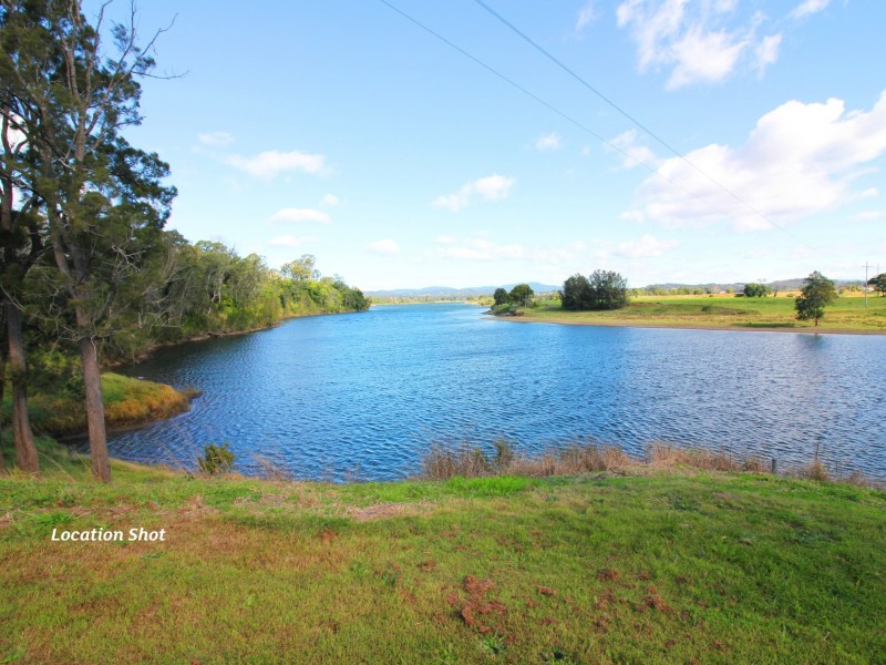 47 Bayview Crescent, Taree NSW 2430