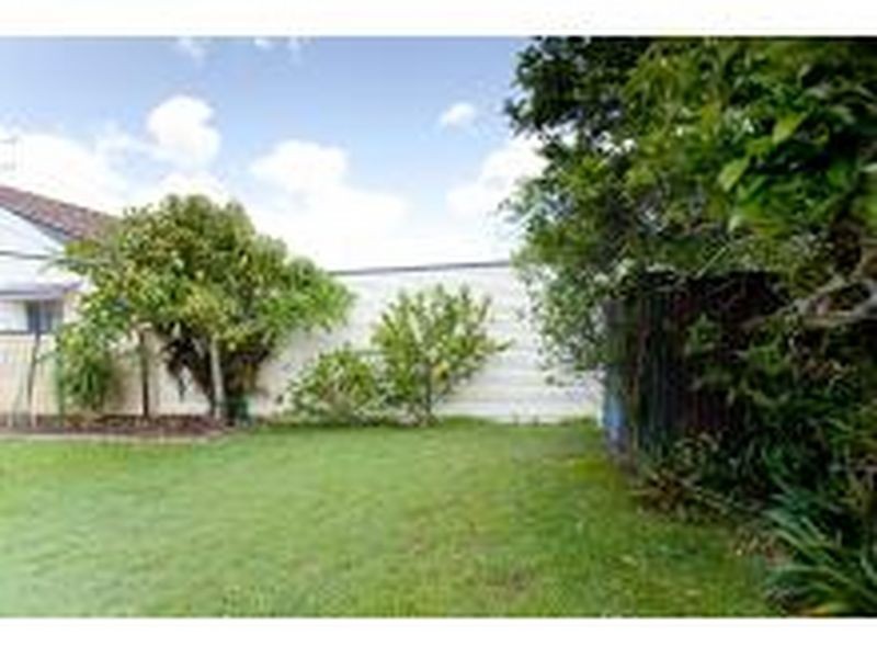 5 Edinburgh Drive, Taree NSW 2430