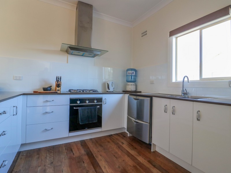 111 Edinburgh Drive, Taree NSW 2430