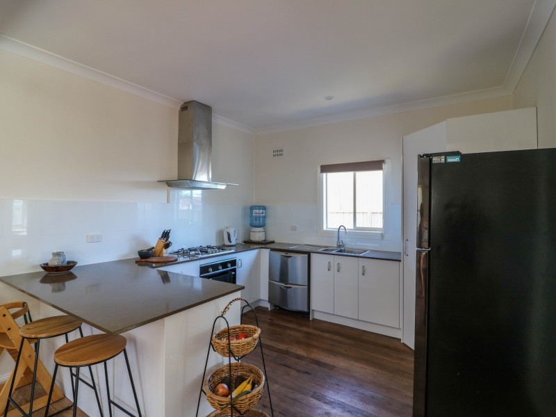 111 Edinburgh Drive, Taree NSW 2430