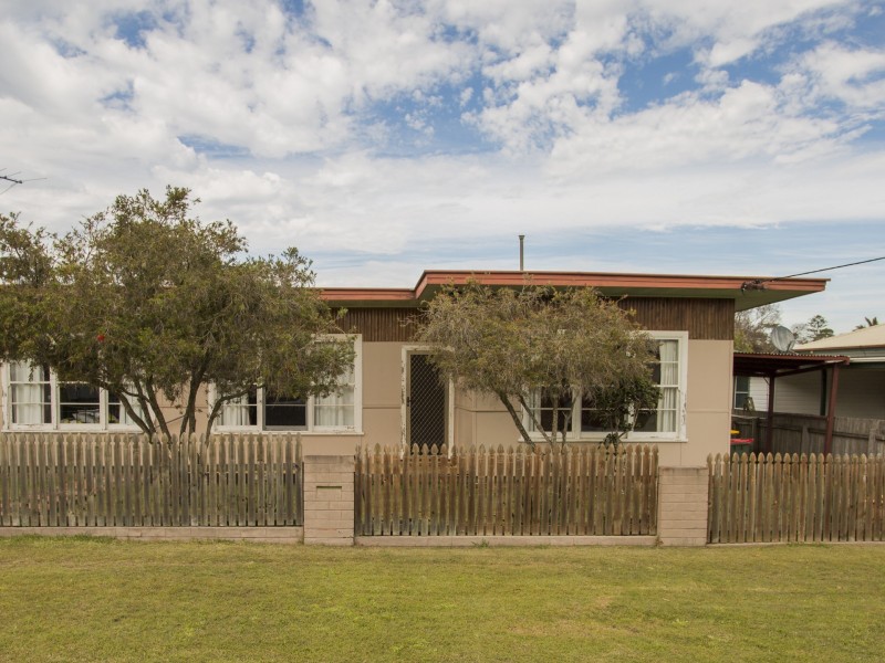 32 Mackay Street, Taree NSW 2430