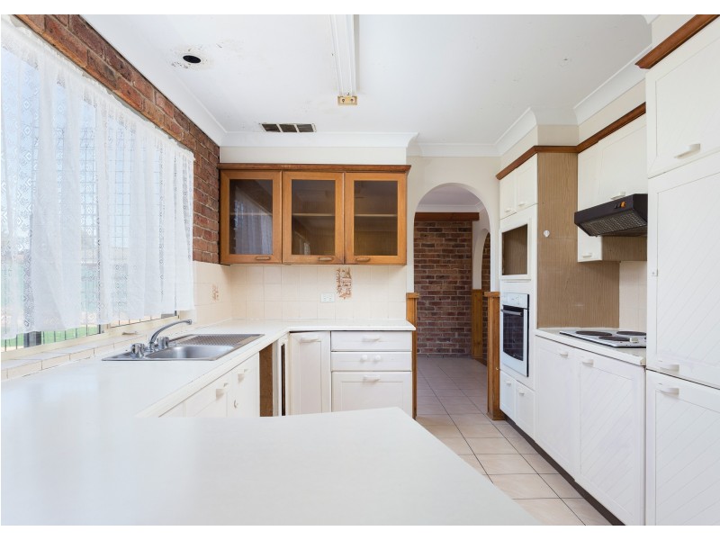 28 Molong Road, Old Bar NSW 2430