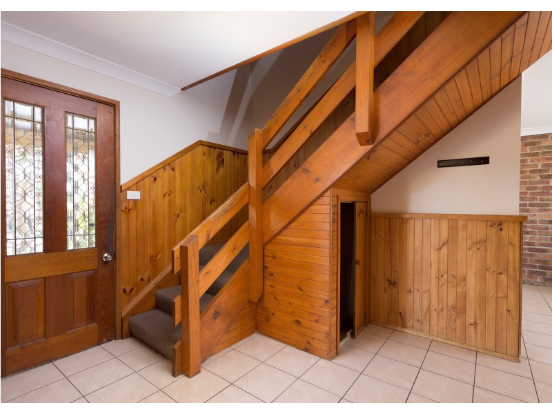 28 Molong Road, Old Bar NSW 2430