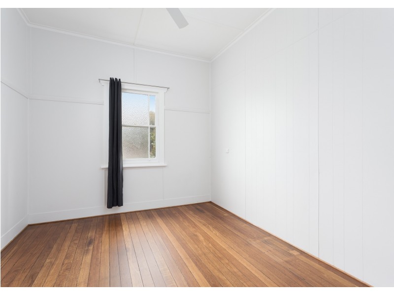 64 Flett Street, Taree NSW 2430