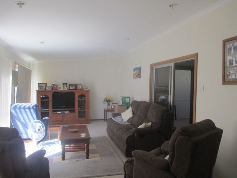 8 Manchester Street, Tinonee NSW 2430