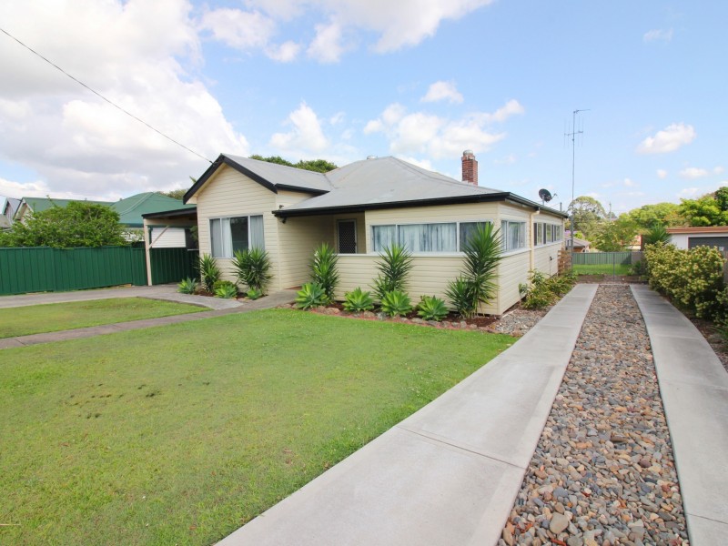 11 Eric Street, Taree NSW 2430