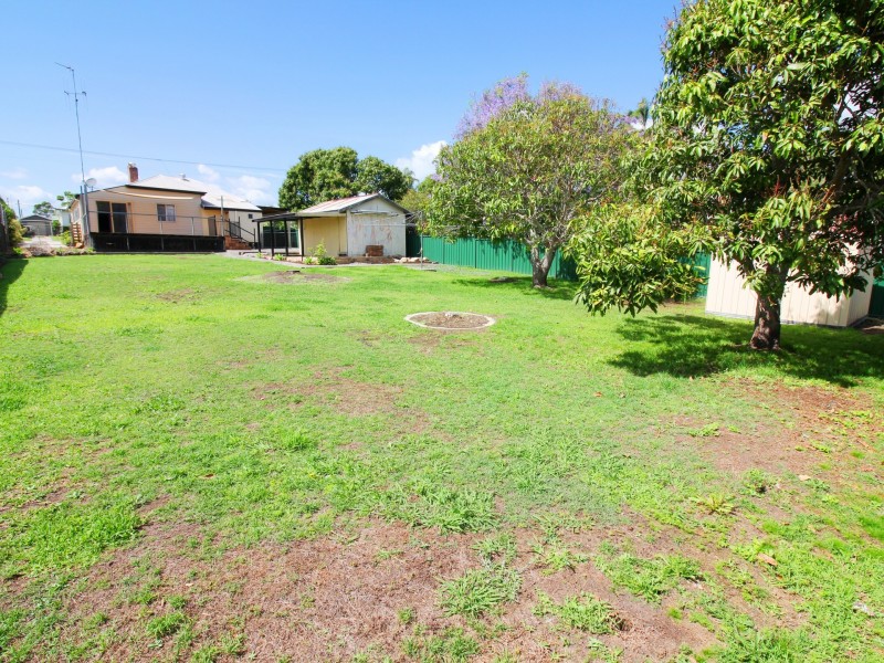 11 Eric Street, Taree NSW 2430