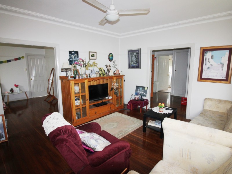 5 Hinten Crescent, Taree NSW 2430