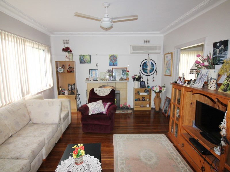 5 Hinten Crescent, Taree NSW 2430