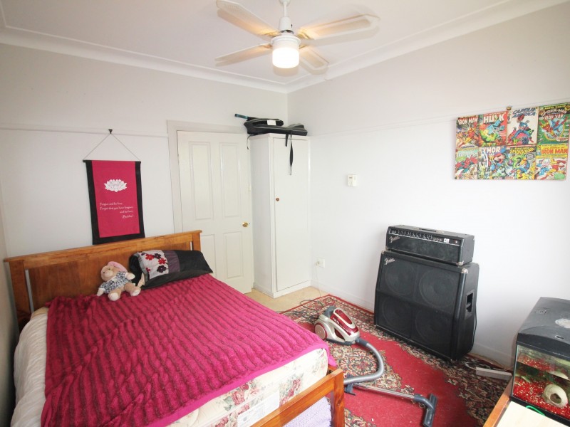 5 Hinten Crescent, Taree NSW 2430