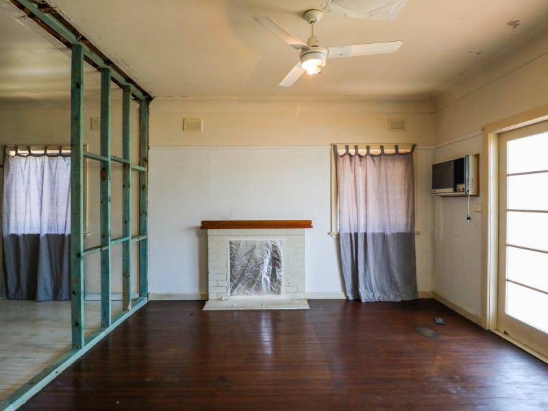 1 Mackay Street, Taree NSW 2430