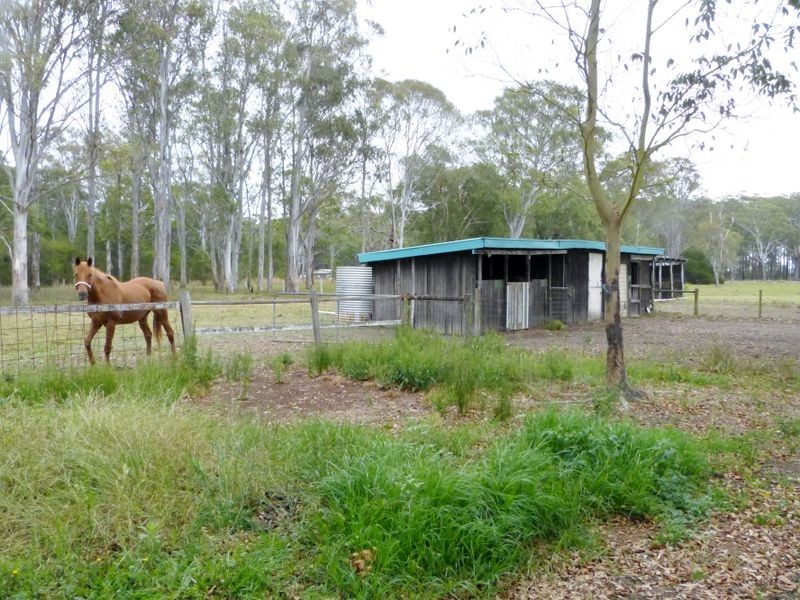 20 Broadoaks Road, Old Bar NSW 2430