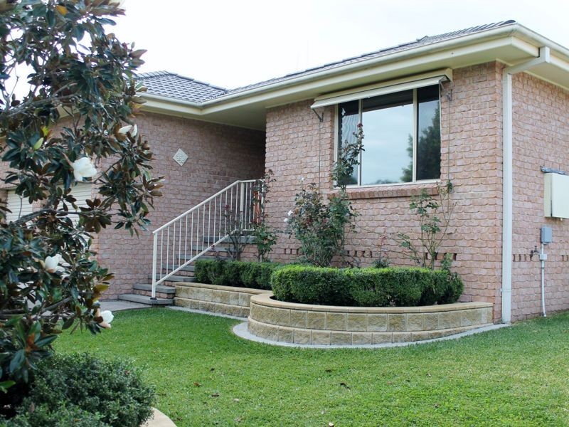 16 Burrawong Crescent, Taree NSW 2430