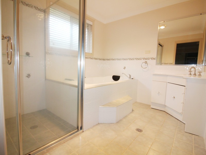 32 Talawong Drive, Taree NSW 2430