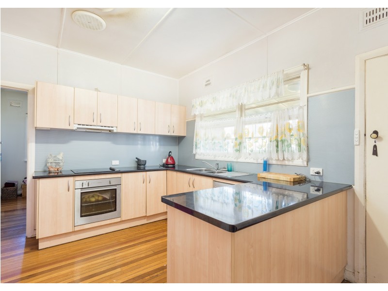 16 Smith Street, Taree NSW 2430