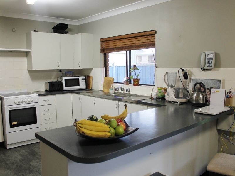 4 Arkana Avenue, Cundletown NSW 2430
