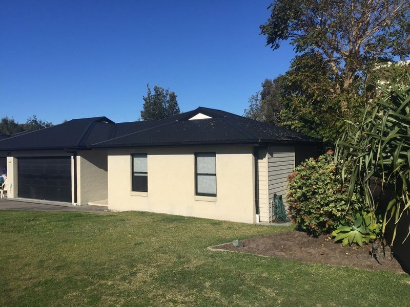 2/12 Hall Street, Old Bar NSW 2430