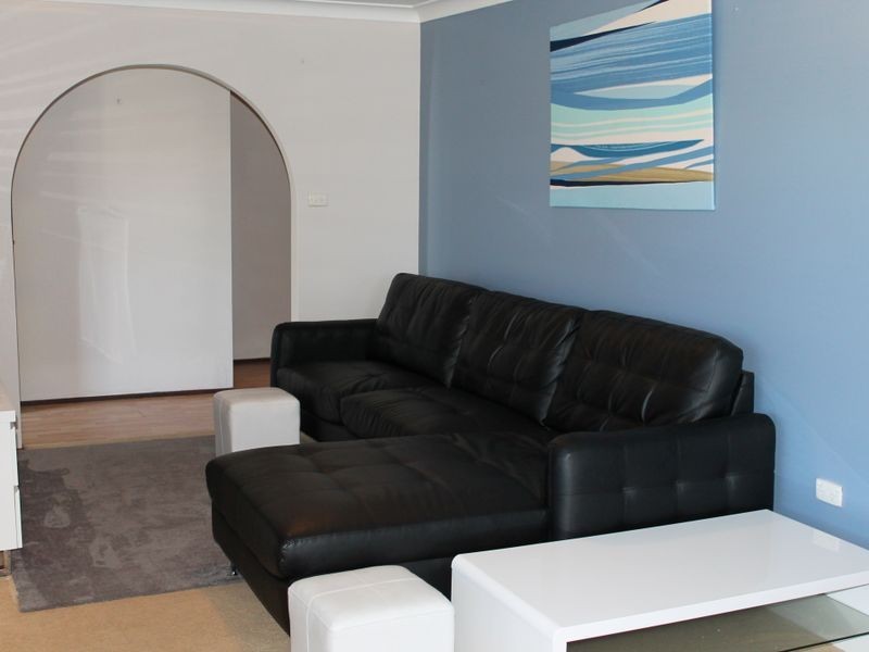 5 Old Bar Road, Old Bar NSW 2430