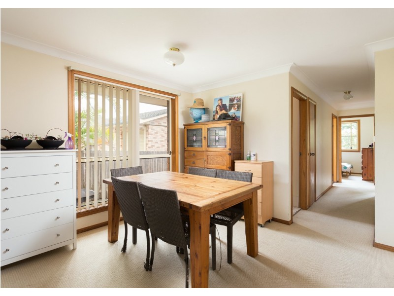 2/3 Silky Ash Close, Old Bar NSW 2430