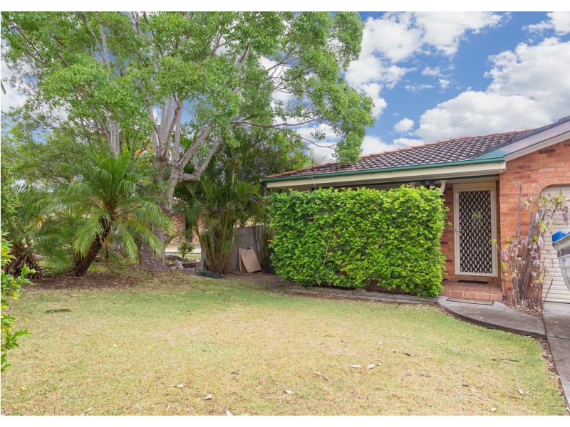 2/3 Silky Ash Close, Old Bar NSW 2430