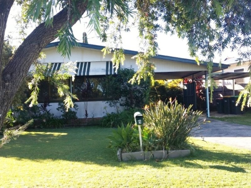 5 Edinburgh Drive, Taree NSW 2430