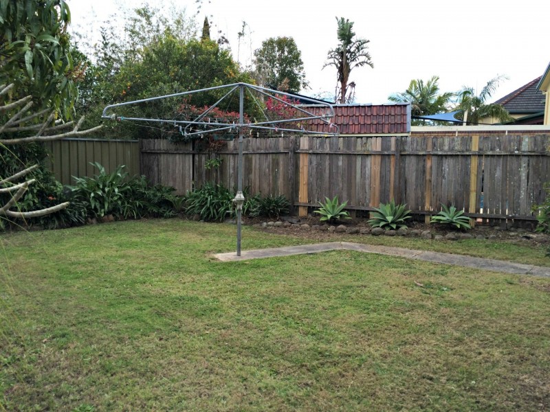 5 Edinburgh Drive, Taree NSW 2430