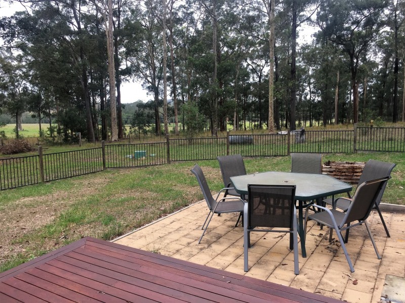 116 Gloucester Road, Burrell Creek NSW 2429