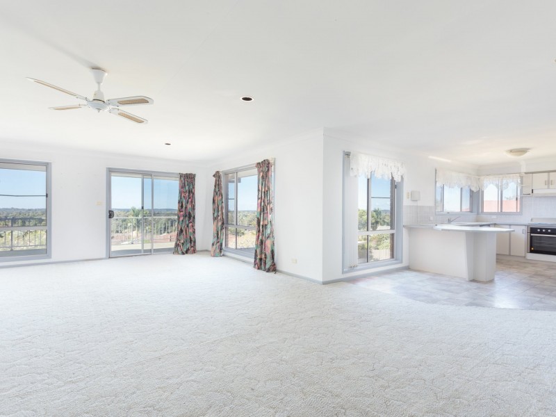 14 Talawong Drive, Taree NSW 2430