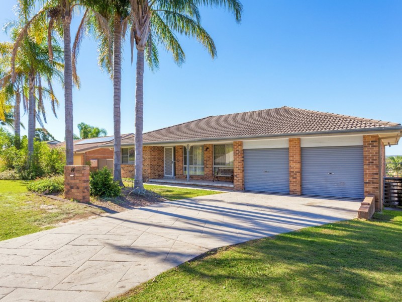 14 Talawong Drive, Taree NSW 2430