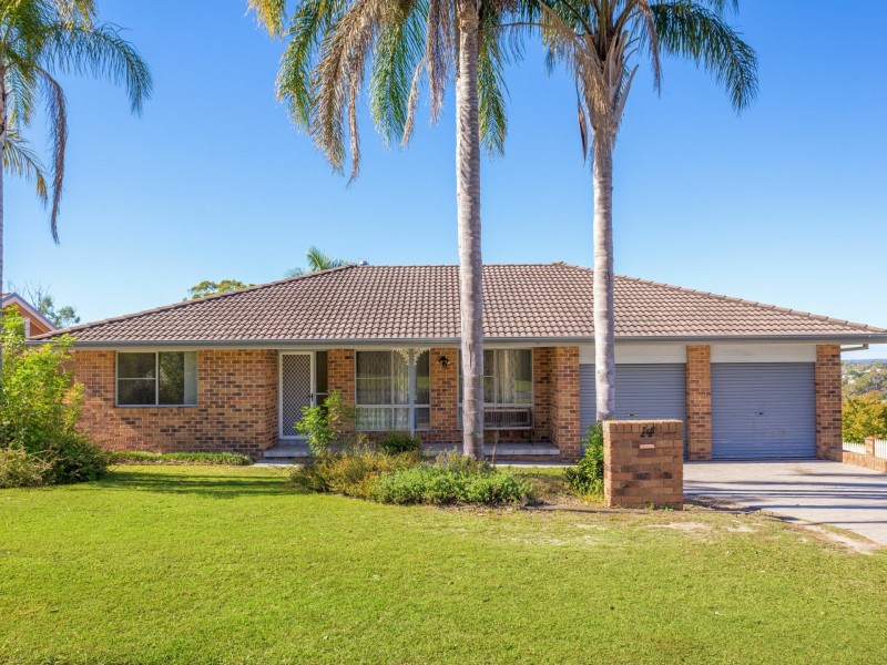 14 Talawong Drive, Taree NSW 2430