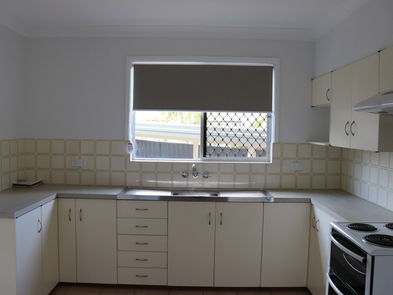 2/18 Nicoll Crescent, Taree NSW 2430