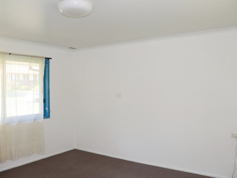 21 Hughes Street, Taree NSW 2430