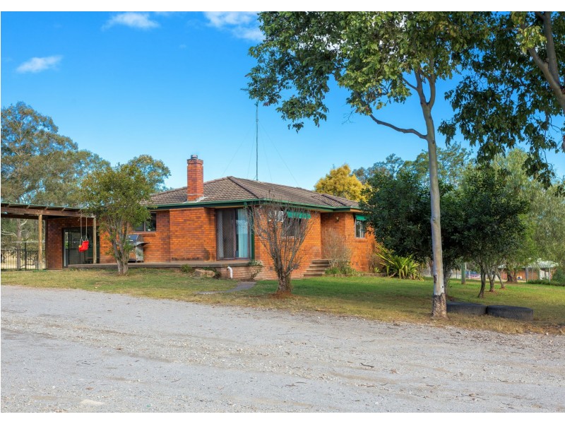 308 Youngs Road, Wingham NSW 2429