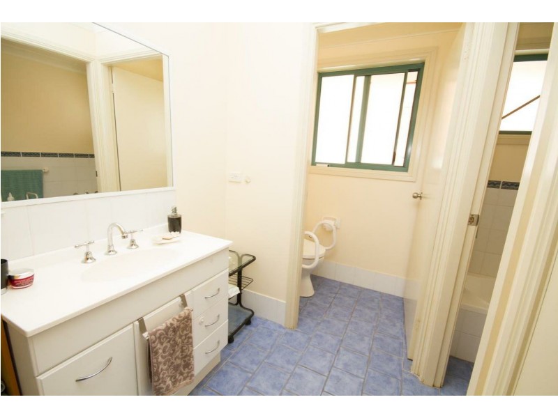 1/15 Lewis Street, Old Bar NSW 2430