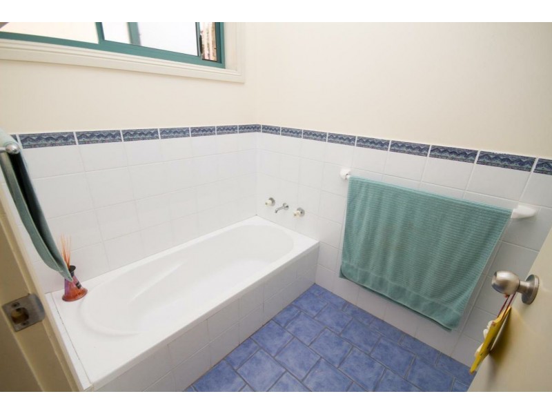 1/15 Lewis Street, Old Bar NSW 2430