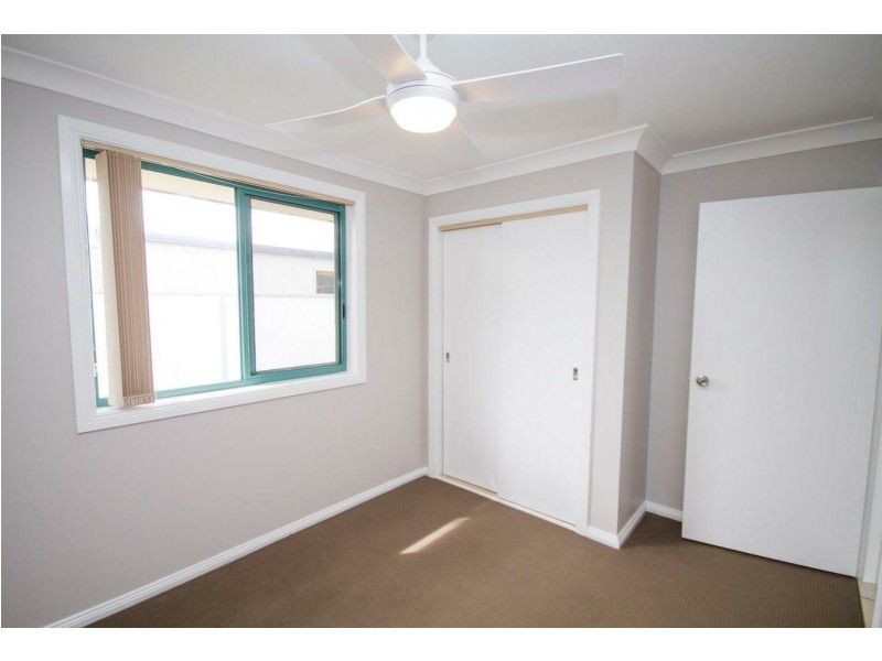 2/15 Lewis Street, Old Bar NSW 2430