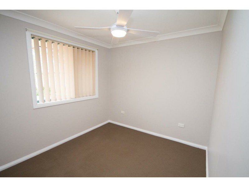 2/15 Lewis Street, Old Bar NSW 2430