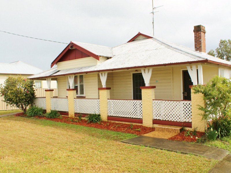 15 Wynter Street, Taree NSW 2430