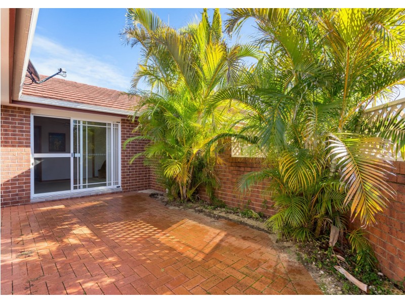1/10 Grandis Drive, Tuncurry NSW 2428